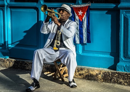 US adds further restrictions to Cuba travel